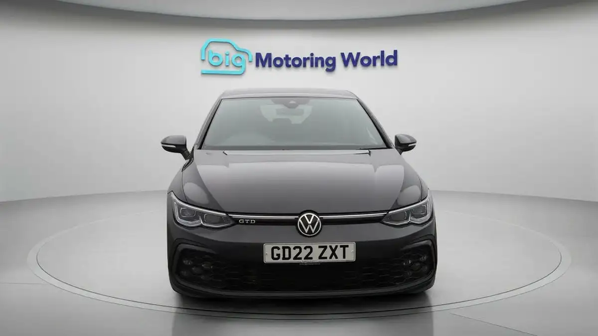 2022-volkswagen-golf-20tdi-gtd-big-2