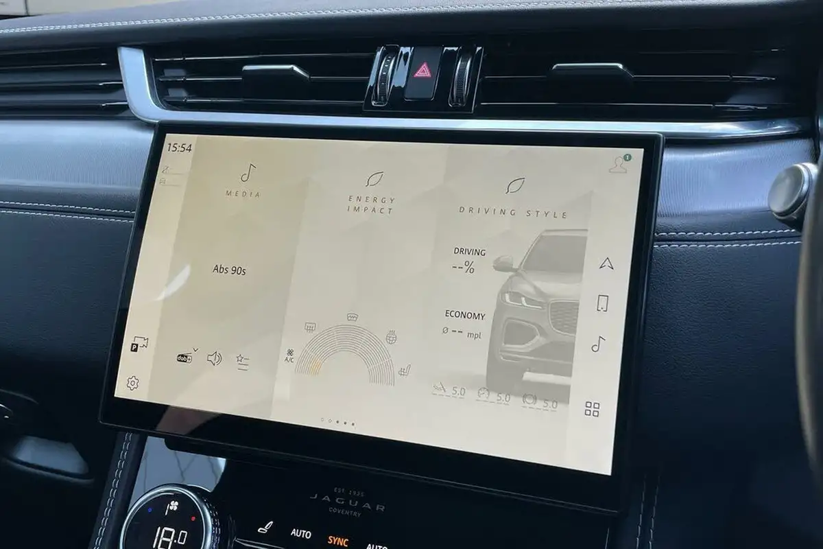 2021-jaguar-f-pace-30-d300-r-dynamic-se-mhev-big-59