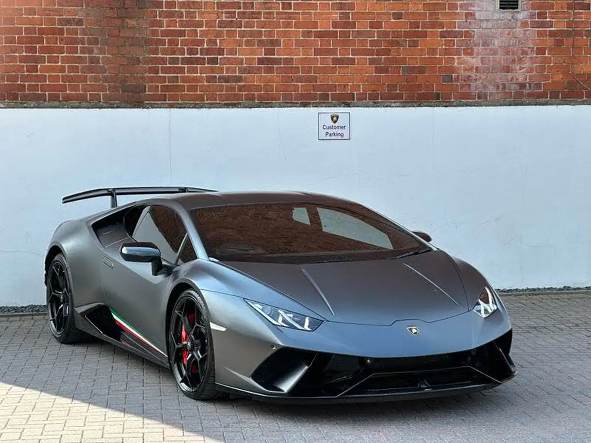 2018-lamborghini-huracan-52-performante-coupe-big-0