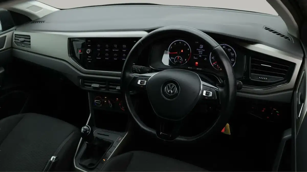 2020-volkswagen-polo-10-tsi-match-big-9