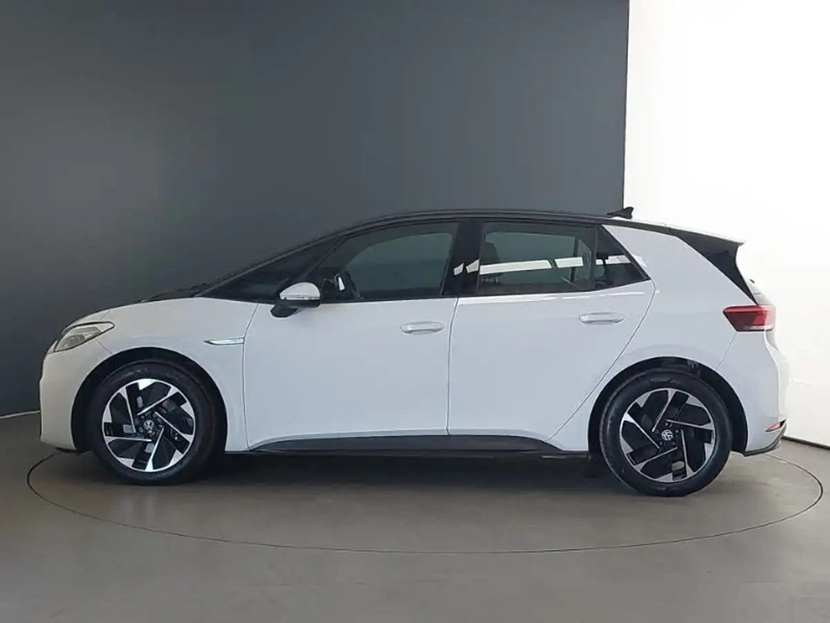 2022-volkswagen-id3-e-life-204ps-58kwh-pro-performance-big-3