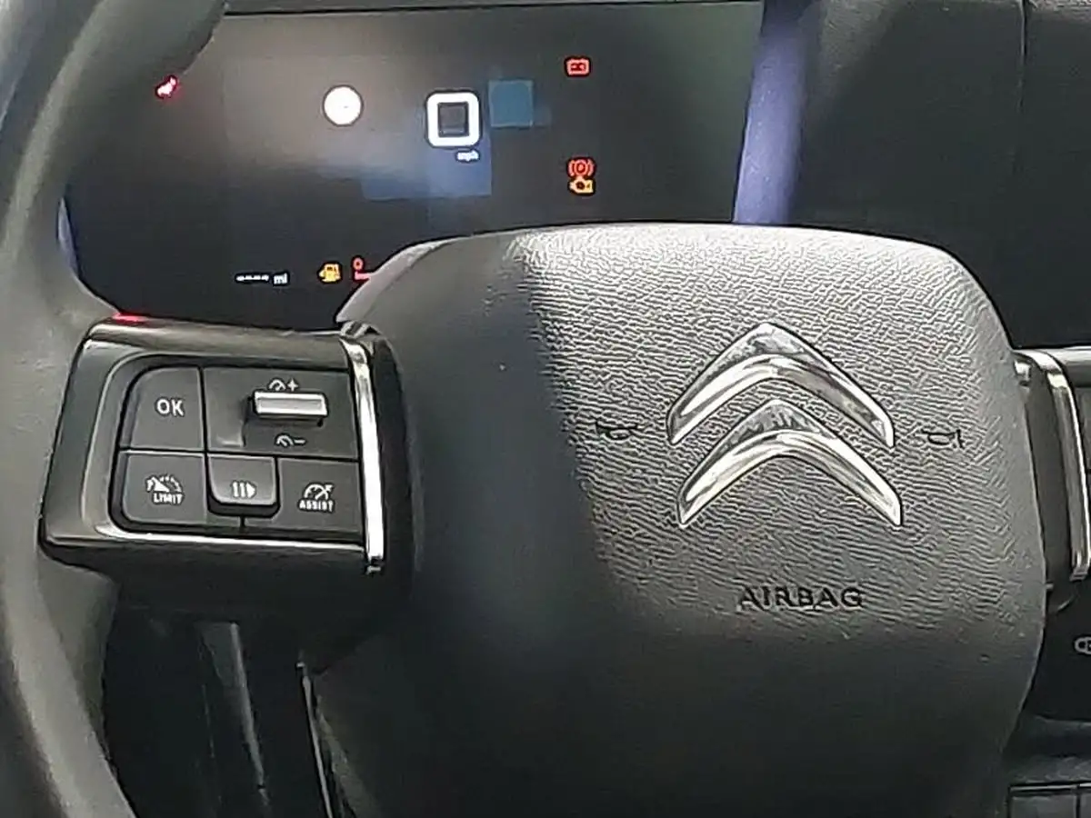 2022-citroen-c4-12-puretech-sense-plus-big-9