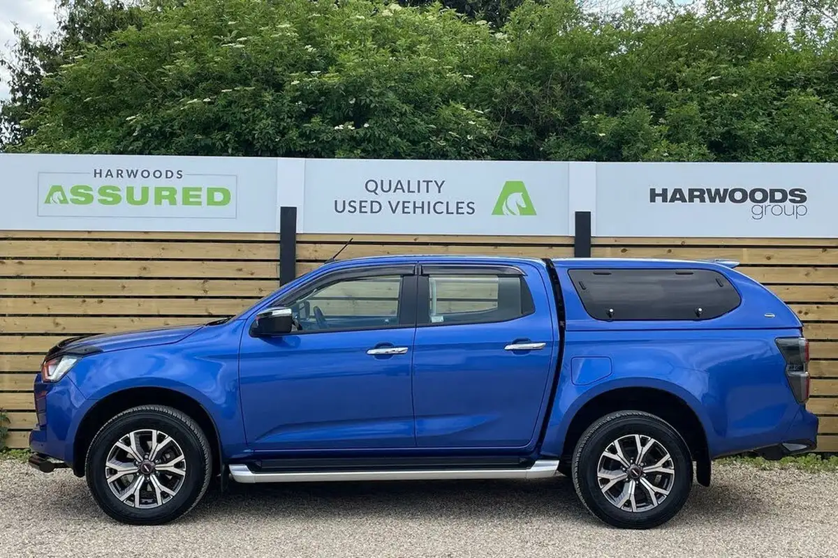 2024-isuzu-d-max-19td-dl40-auto-big-9