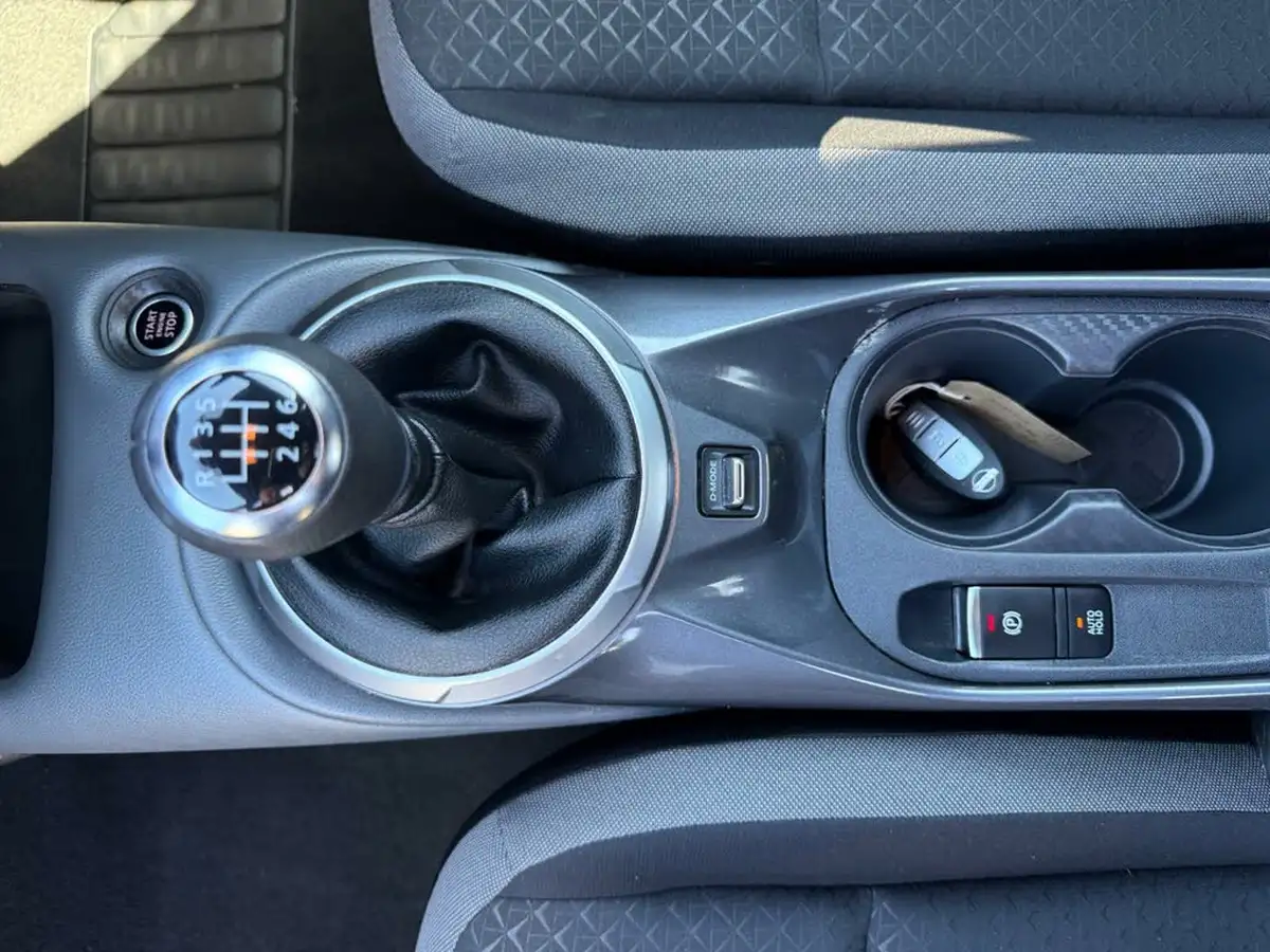 2022-nissan-juke-10-dig-t-n-connecta-big-41