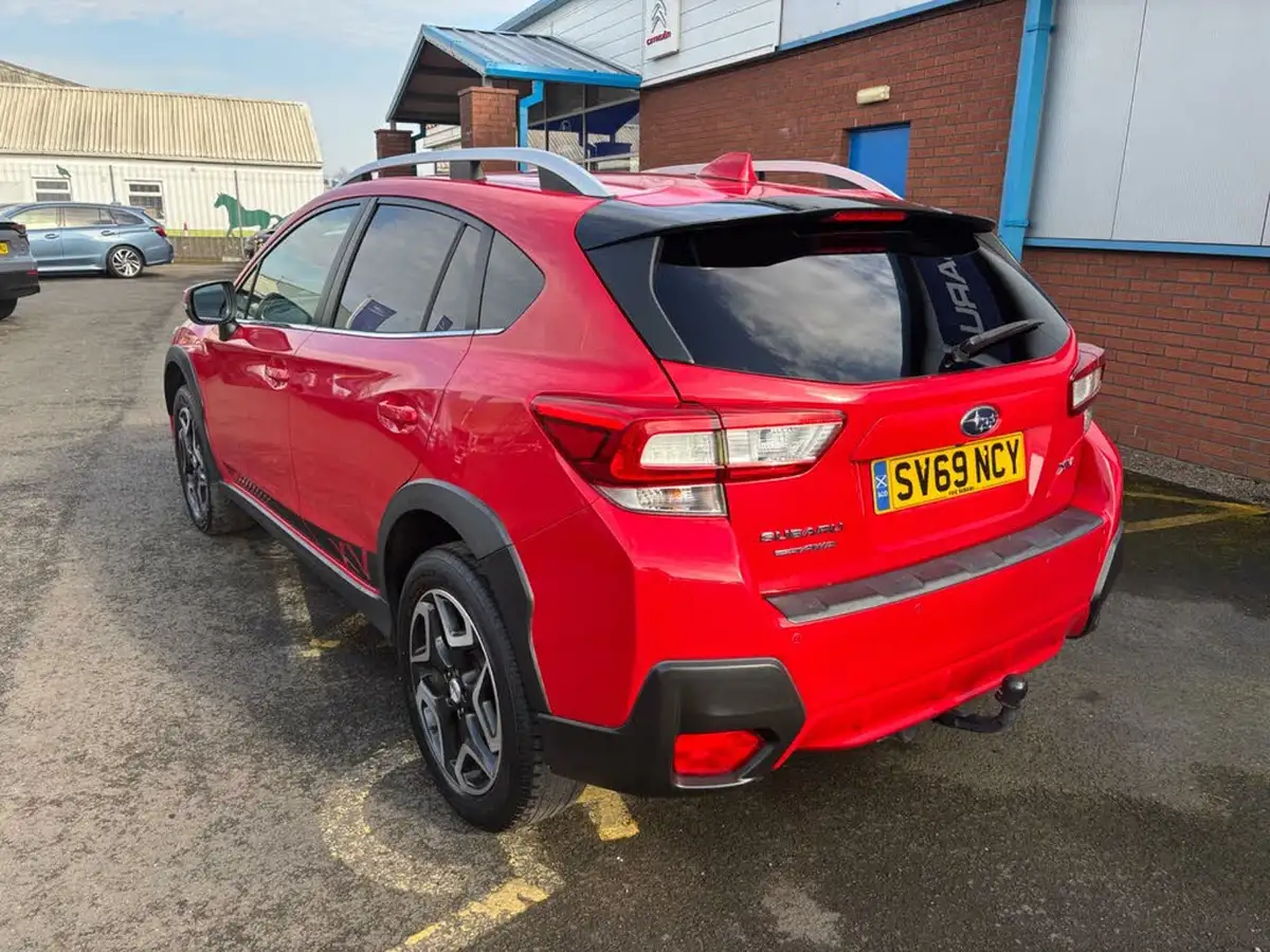 2019-subaru-xv-20i-se-big-1