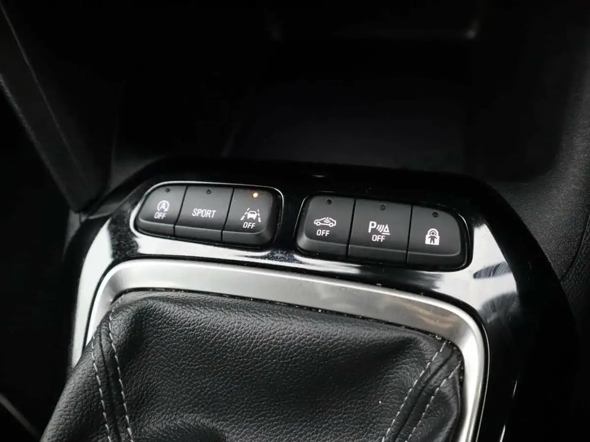 2022-vauxhall-corsa-12-turbo-gs-line-100ps-big-29