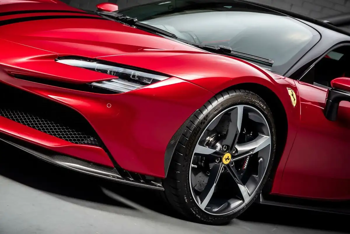 2021-ferrari-sf90-stradale-big-16