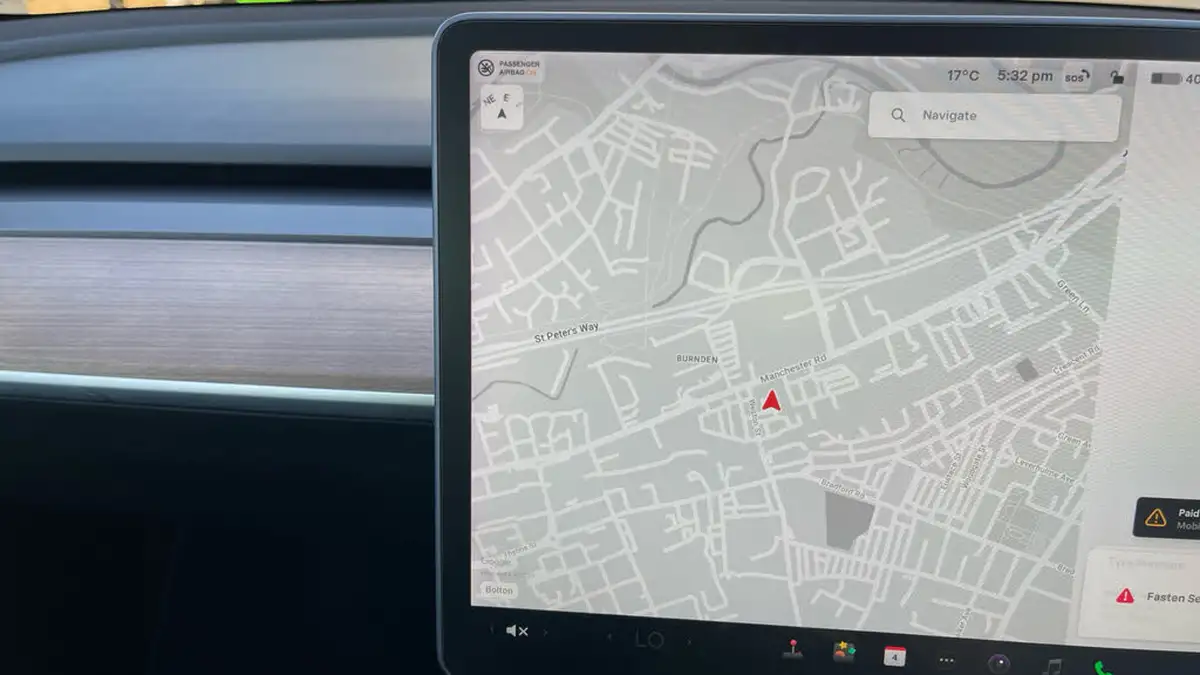 2021-tesla-model-3-e-long-range-awd-big-23