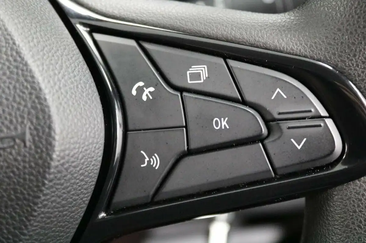 2022-renault-trafic-20dci-sl28-130-business-big-29