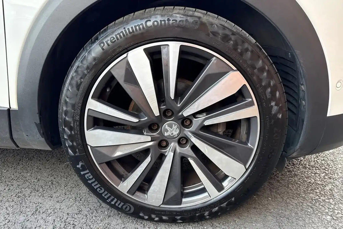 2019-peugeot-3008-suv-12-puretech-gt-line-premium-big-5