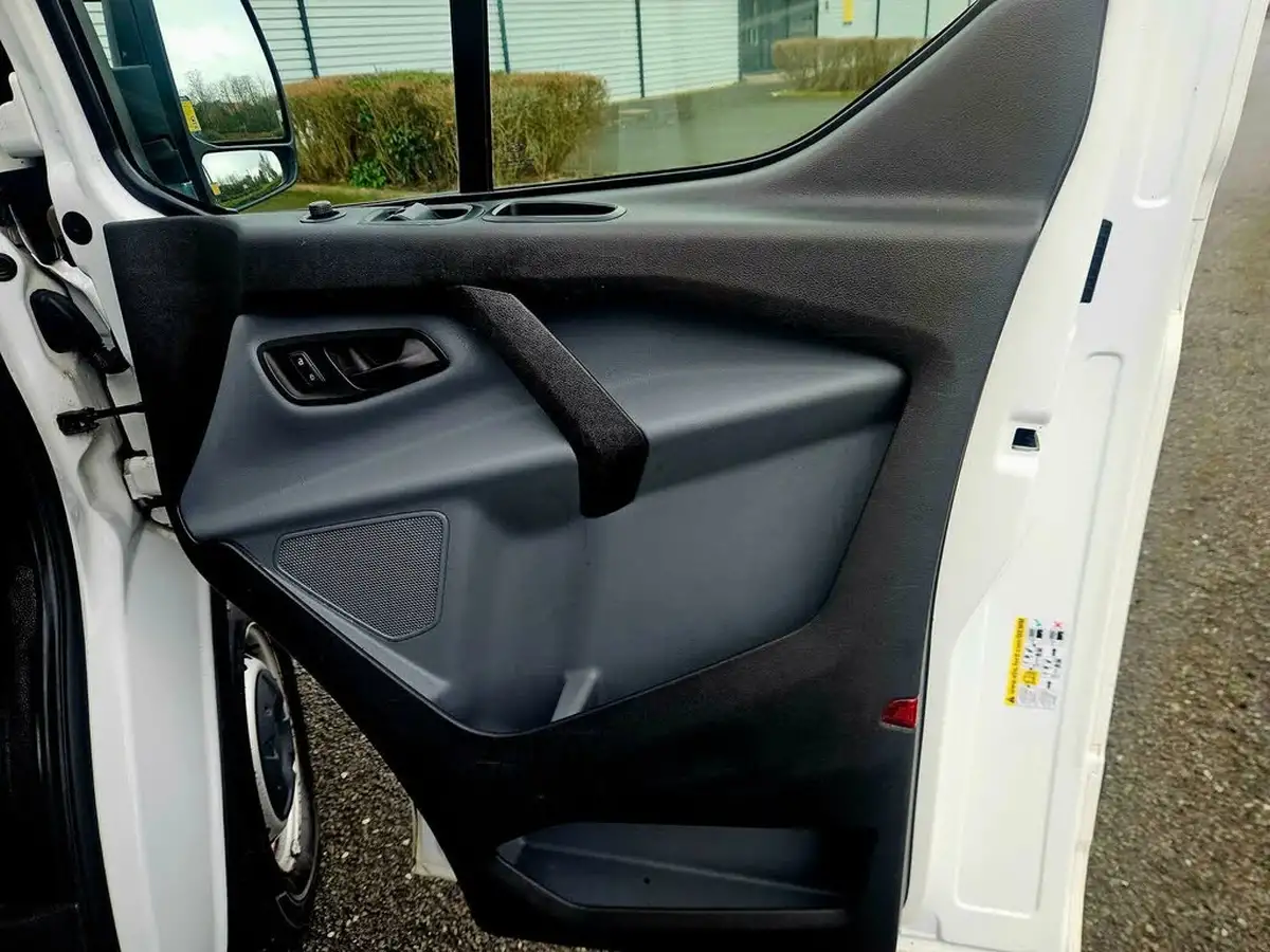 2017-ford-transit-custom-20tdci-290-l2h2-105pseu6-big-15