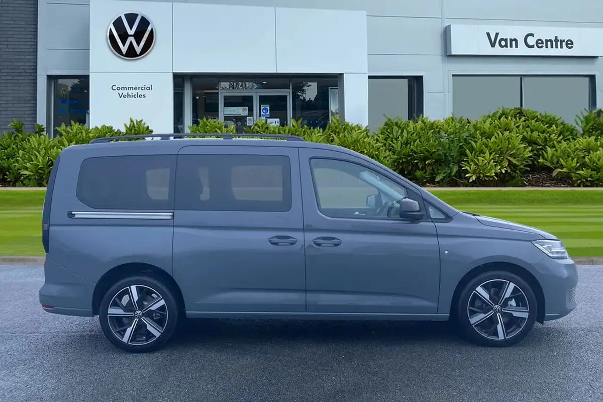2025-volkswagen-caddy-20tdi-maxi-life-122ps-dsg-big-2