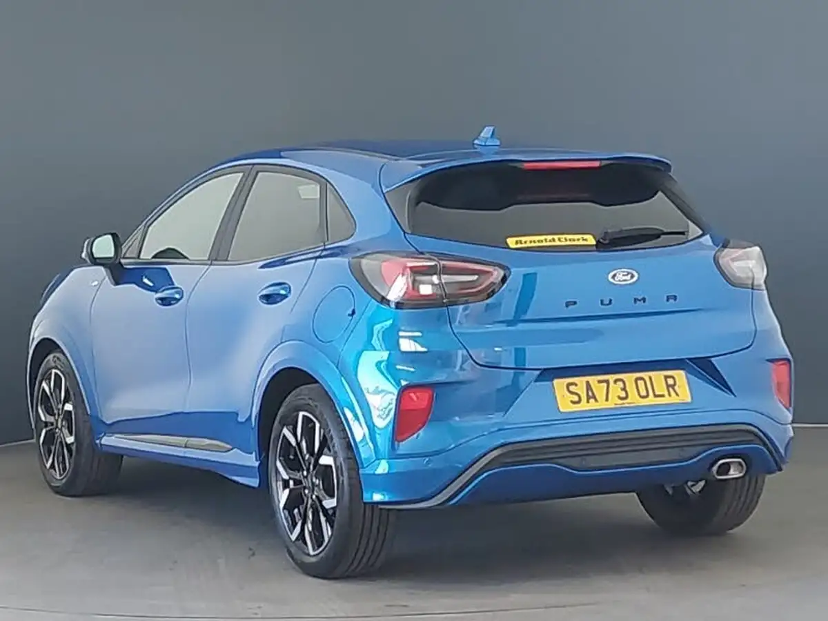 2023-ford-puma-suv-big-1