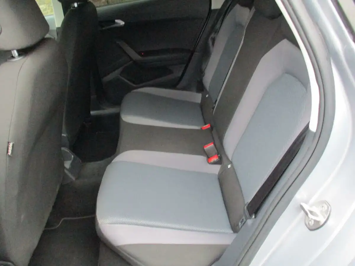 2018-seat-arona-10-tsi-se-technology-115ps-dsg-big-13