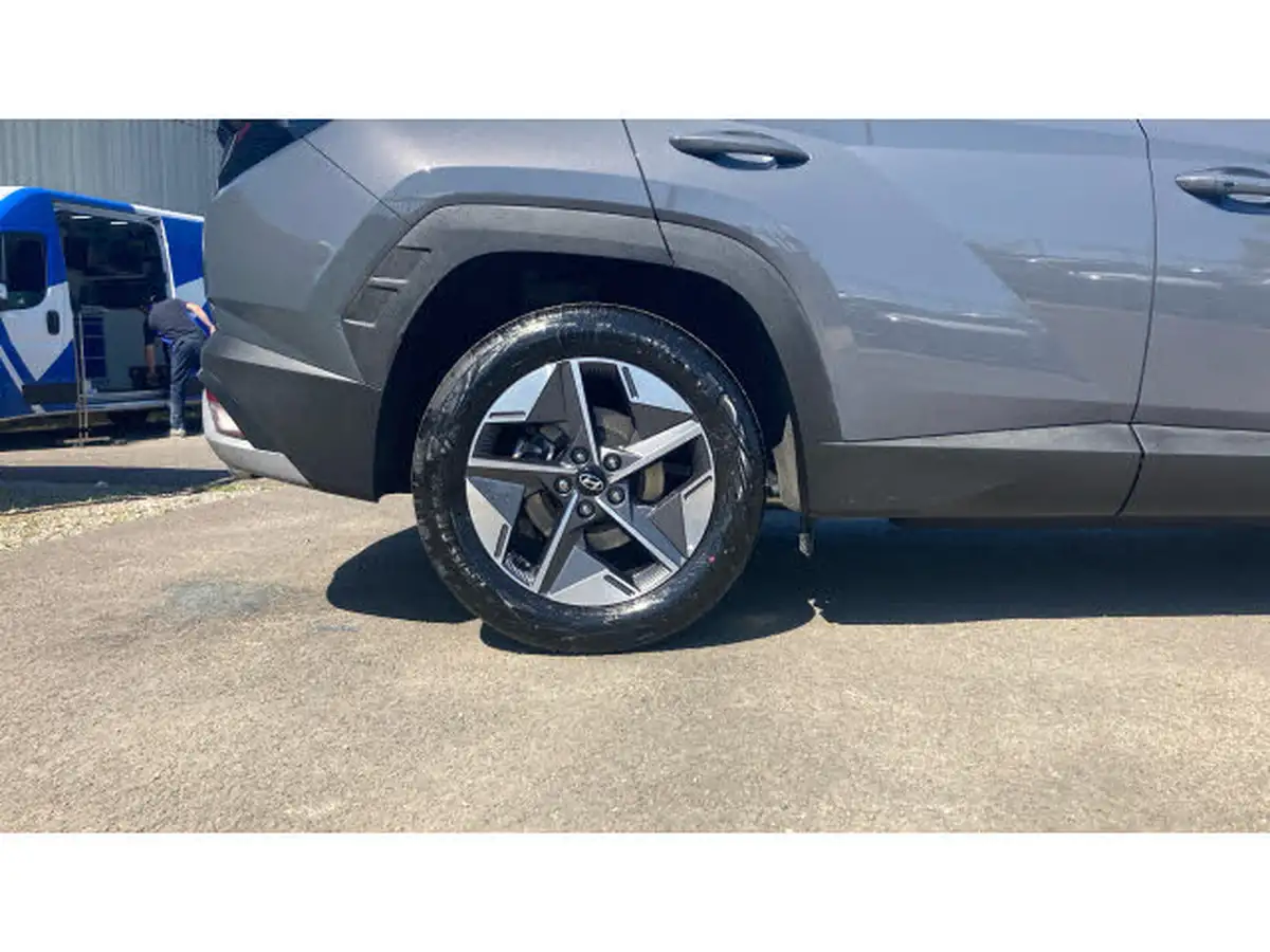2024-hyundai-tucson-16-t-gdi-premium-160ps-48v-mhev-two-tone-roof-7dct-big-6