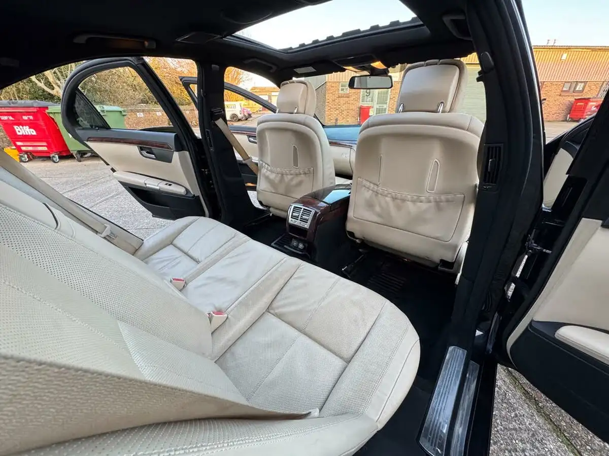 2009-mercedes-benz-s-class-30td-s320-cdi-big-74