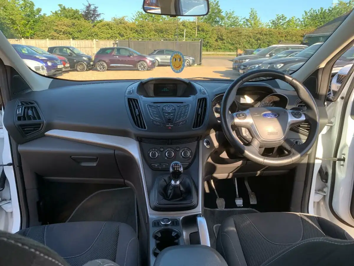 2015-ford-kuga-15t-zetec-150ps-big-28