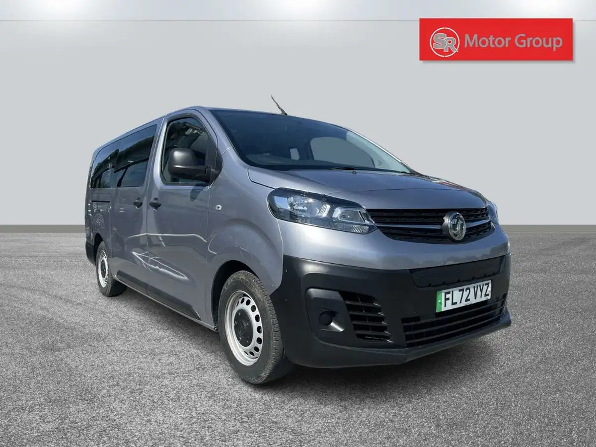 2022-vauxhall-vivaro-life-e-combi-l-9-seat-big-5
