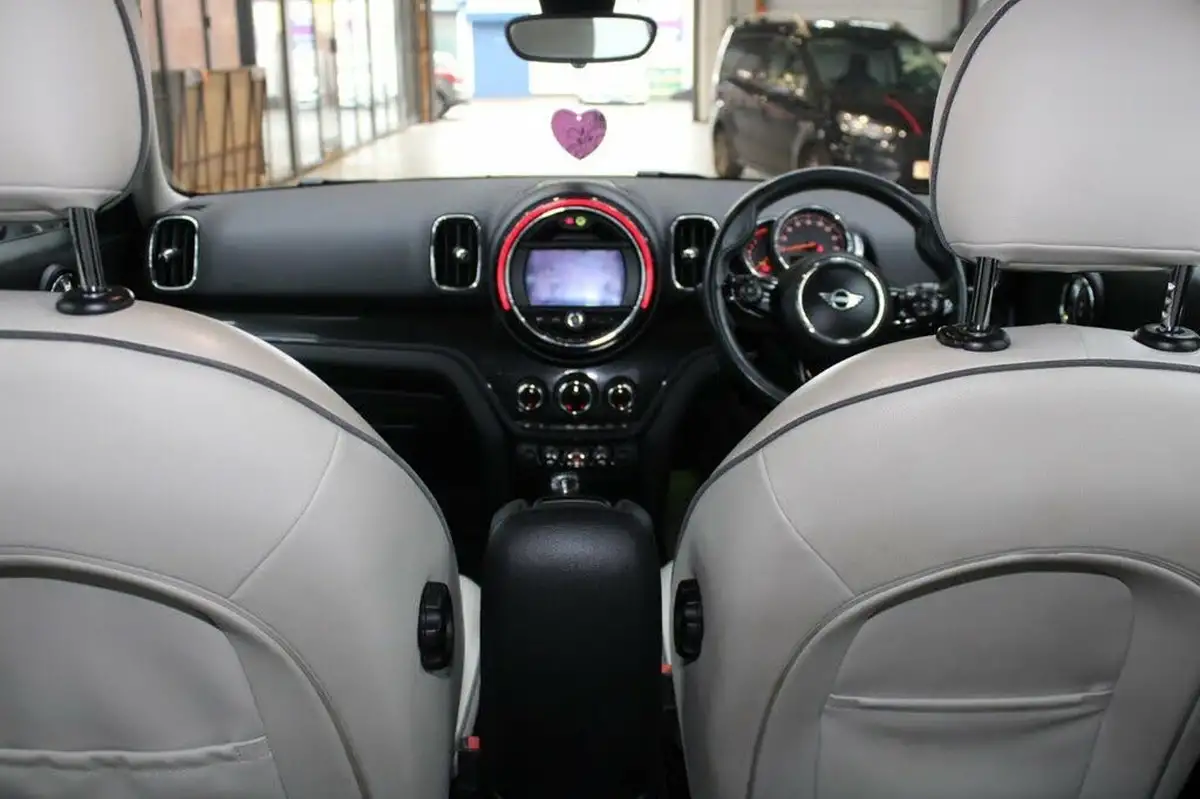 2019-mini-countryman-15-cooper-exclusive-ss-big-15