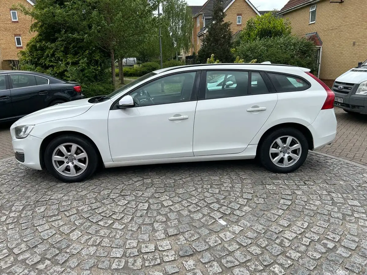2014-volvo-v60-16td-d2-business-edition-powershift-big-26