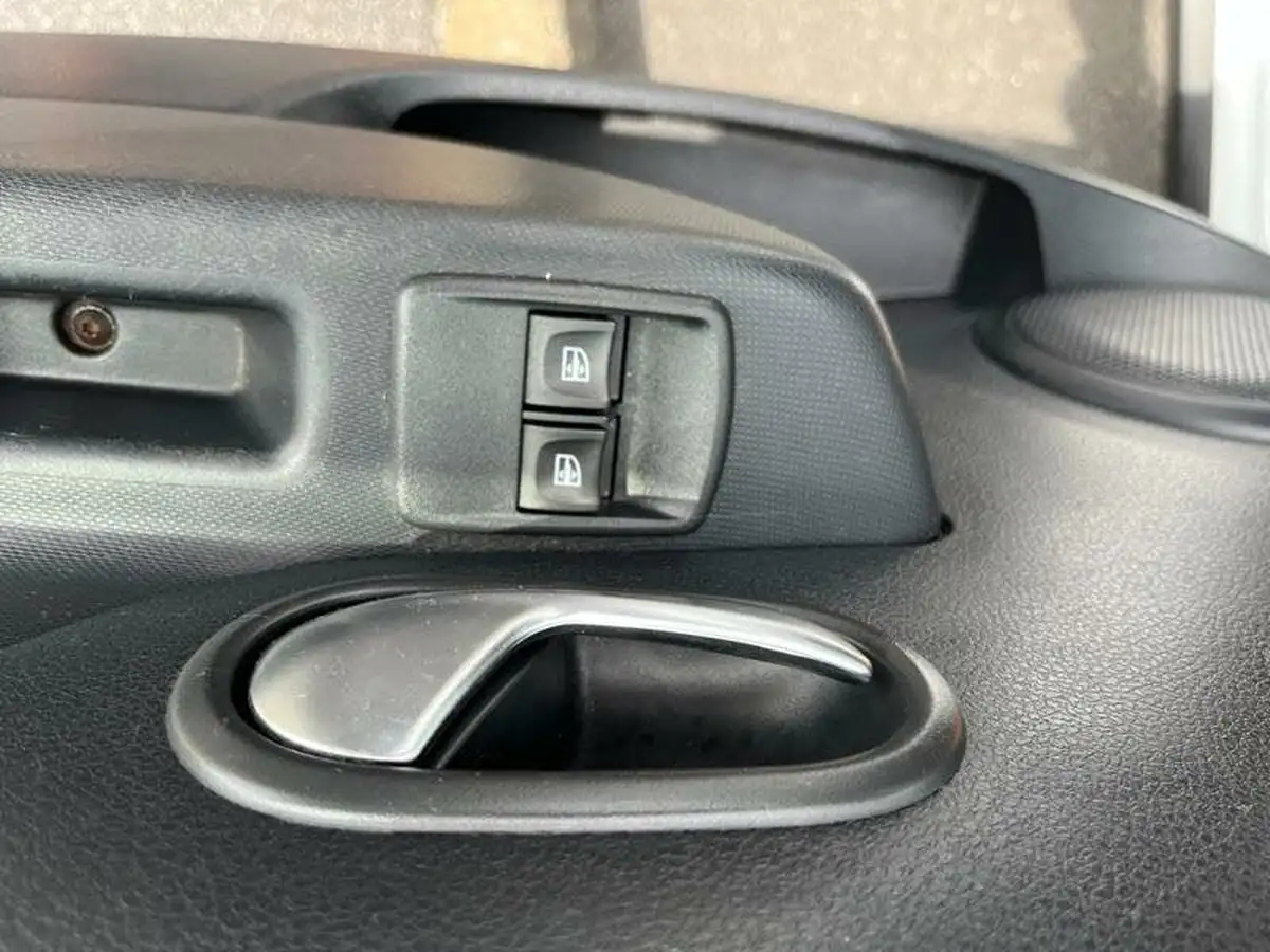 2017-dacia-sandero-stepway-09-tce-ambiance-big-12