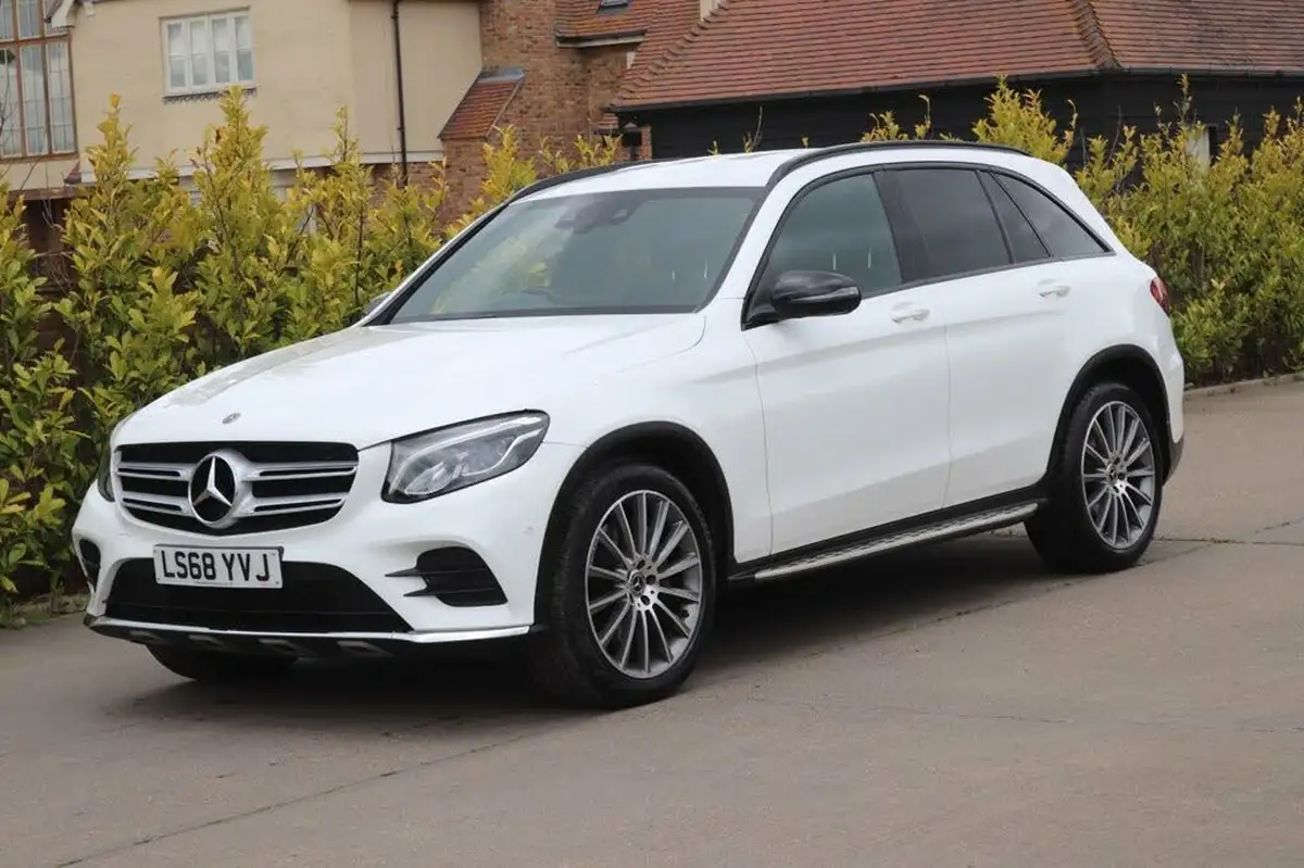 2018-mercedes-benz-glc-class-21d-glc250d-amg-line-ss-station-wagon-5d-big-3