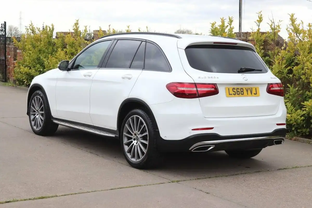 2018-mercedes-benz-glc-class-21d-glc250d-amg-line-ss-station-wagon-5d-big-7
