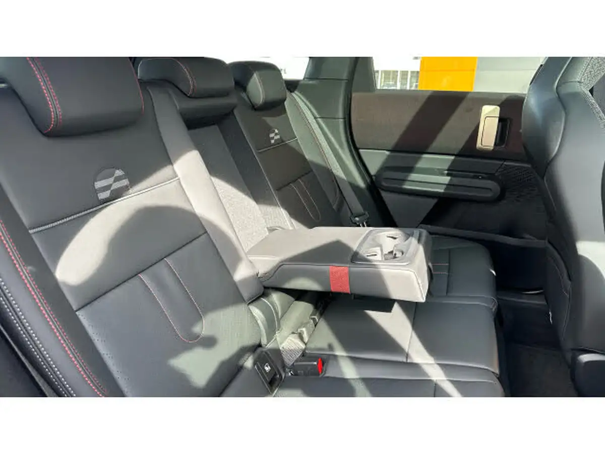 2024-mini-countryman-20-john-cooper-works-296bhp-big-26