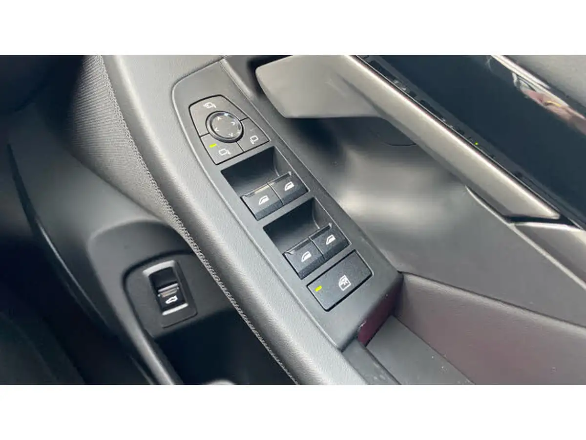 2025-bmw-5-series-20-530e-m-sport-touring-5d-big-30