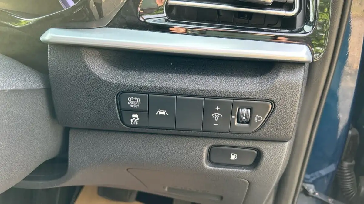 2021-kia-niro-16-gdi-3-big-24