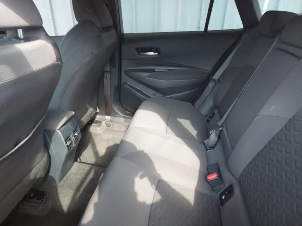 2022-toyota-corolla-18-vvt-i-icon-120bhp-spare-wheel-touring-sports-5d-big-5