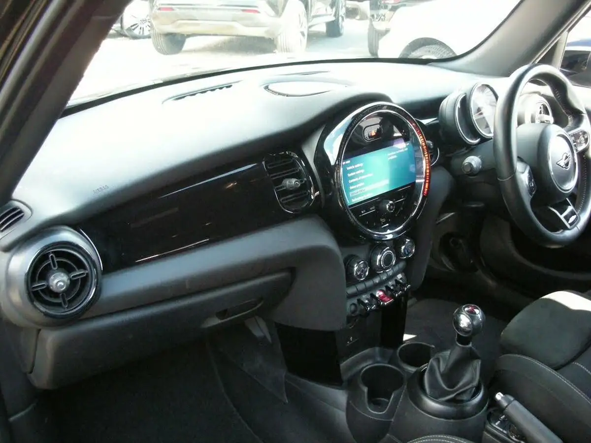 2021-mini-cooper-15-cooper-sport-hatchback-5d-big-14