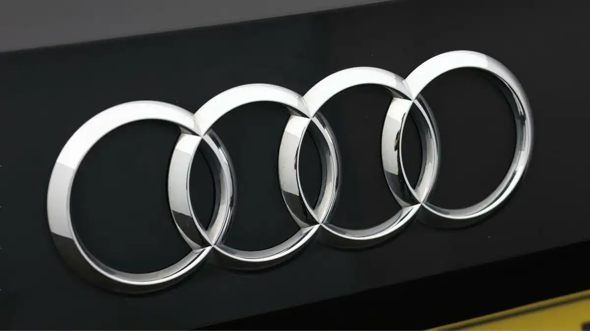 2022-audi-q2-10-30-tfsi-technik-big-19