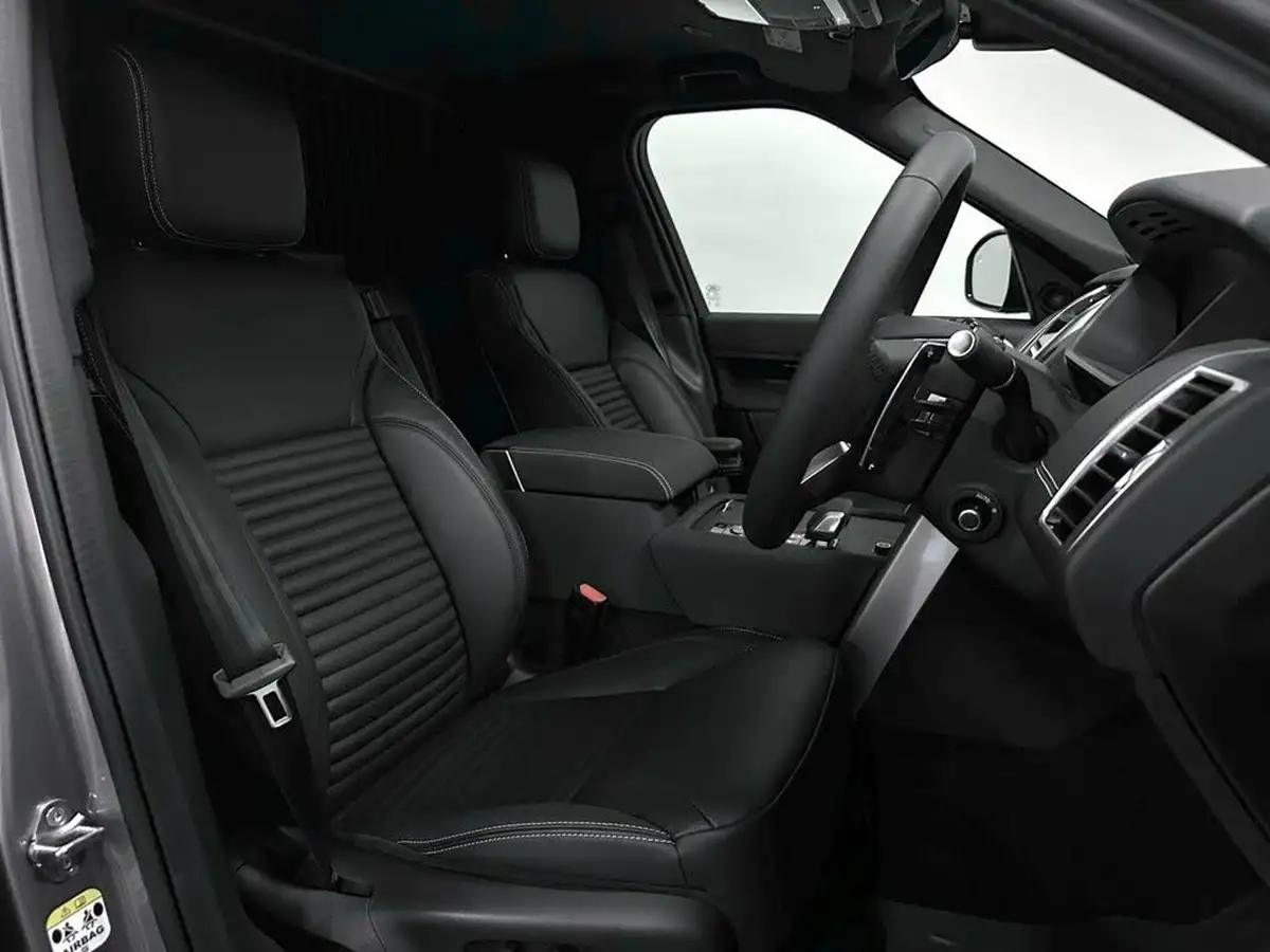 2025-land-rover-discovery-30-d350-commercial-se-big-20