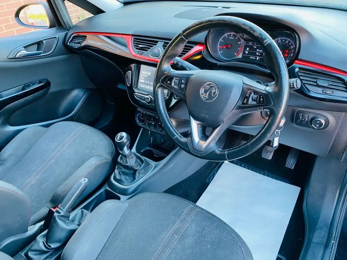 2019-vauxhall-corsa-14i-griffin-90ps-5d-big-1