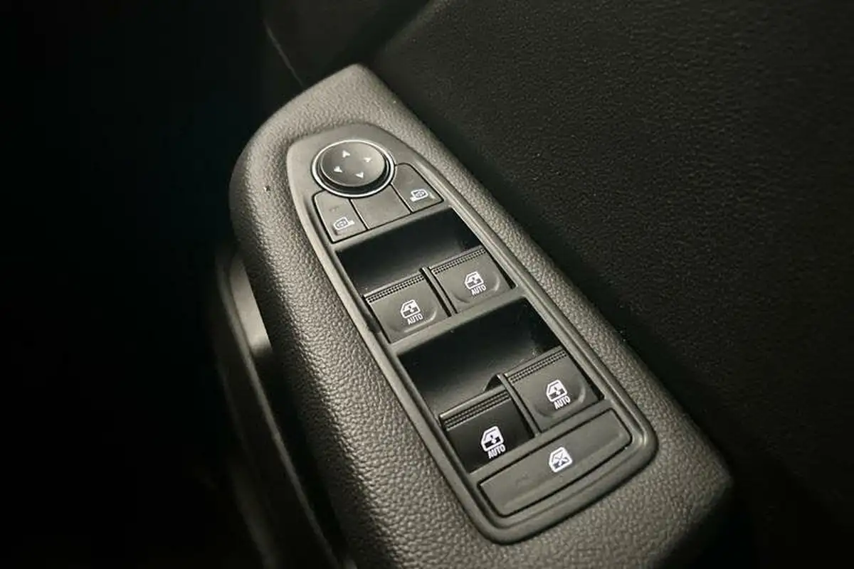 2022-renault-clio-10-tce-evolution-big-15