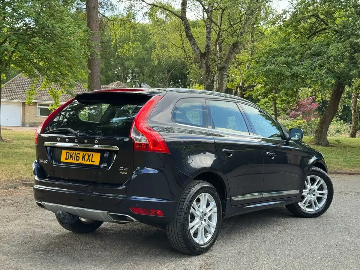 2016-volvo-xc60-24td-d4-se-lux-geartronic-big-49