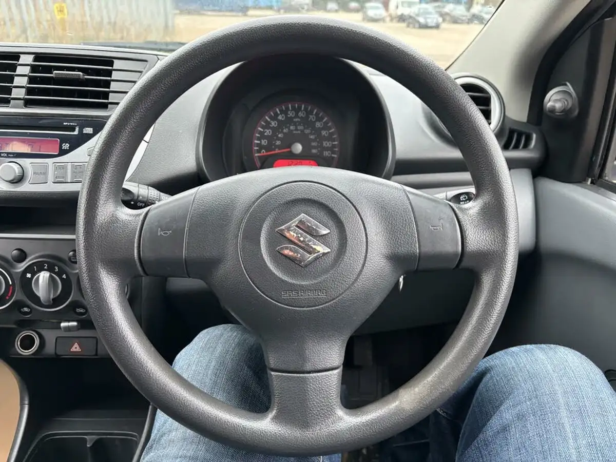 2014-suzuki-alto-10-sz-big-42