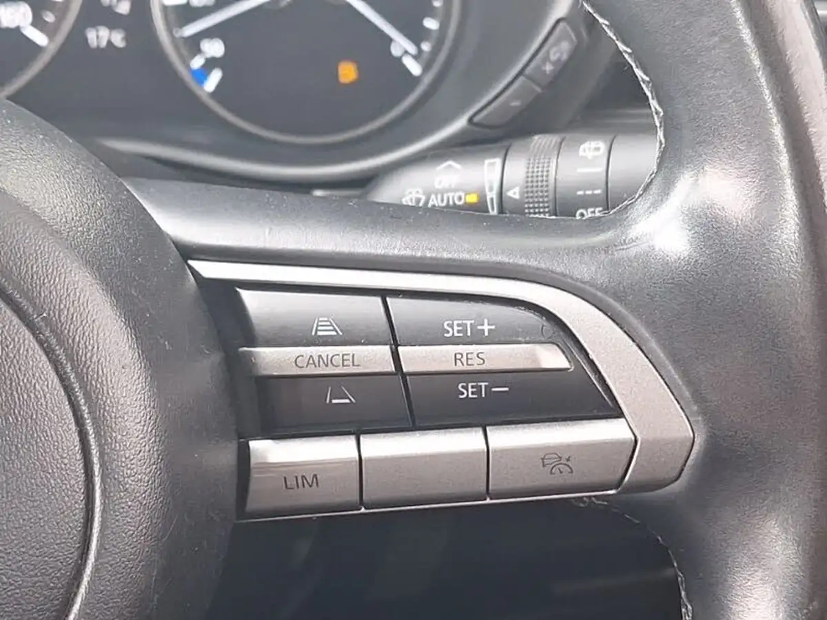 2022-mazda-cx-30-20-e-skyactiv-g-se-l-big-14