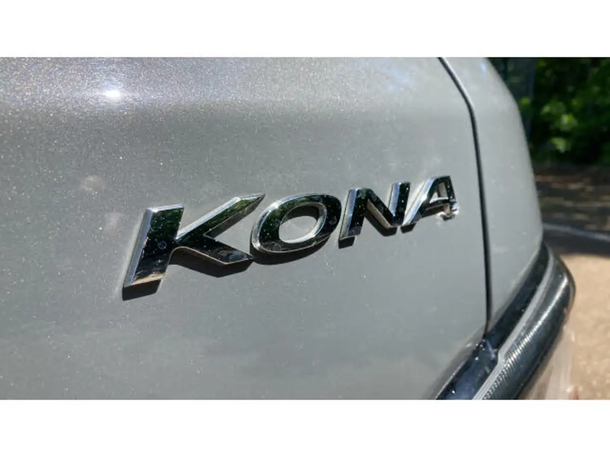 2022-hyundai-kona-16-gdi-premium-big-45