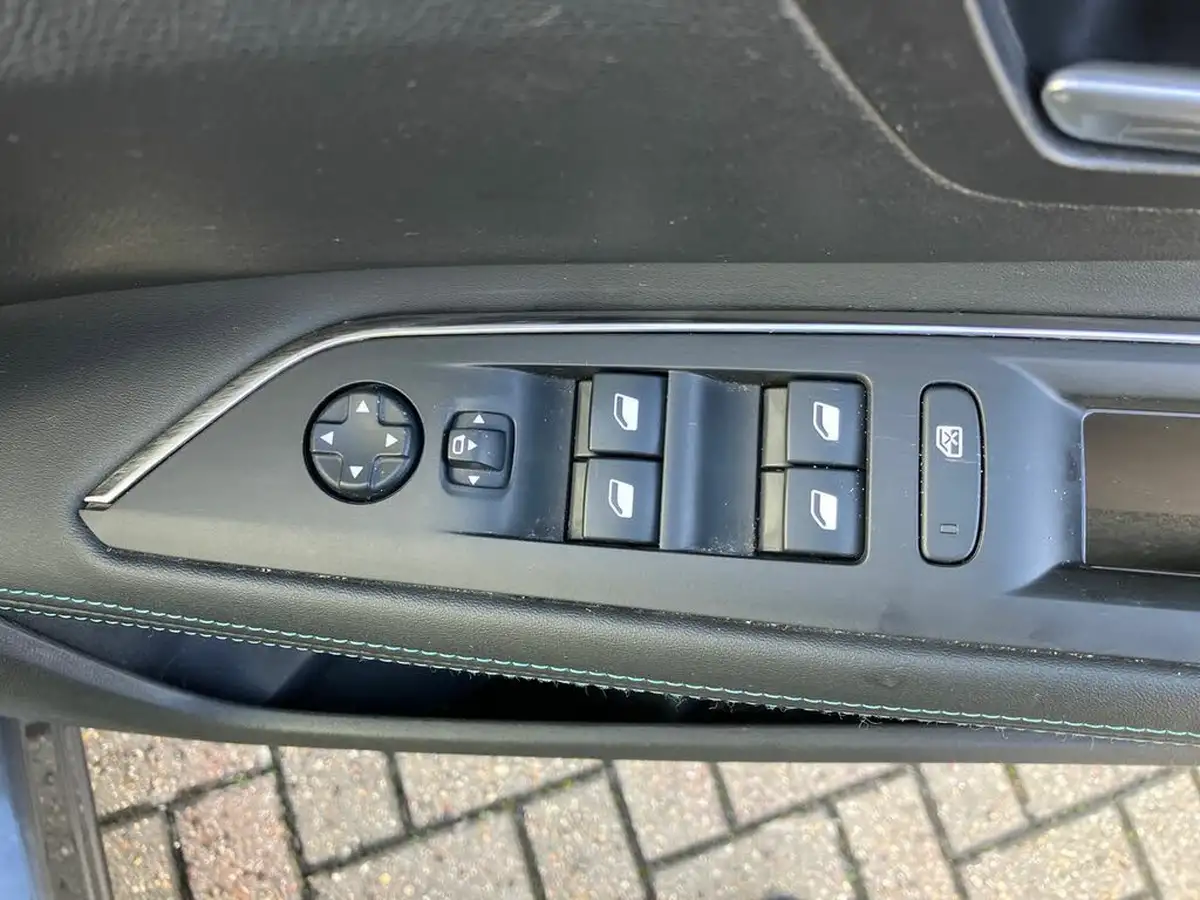 2021-peugeot-3008-suv-15-bluehdi-allure-big-20