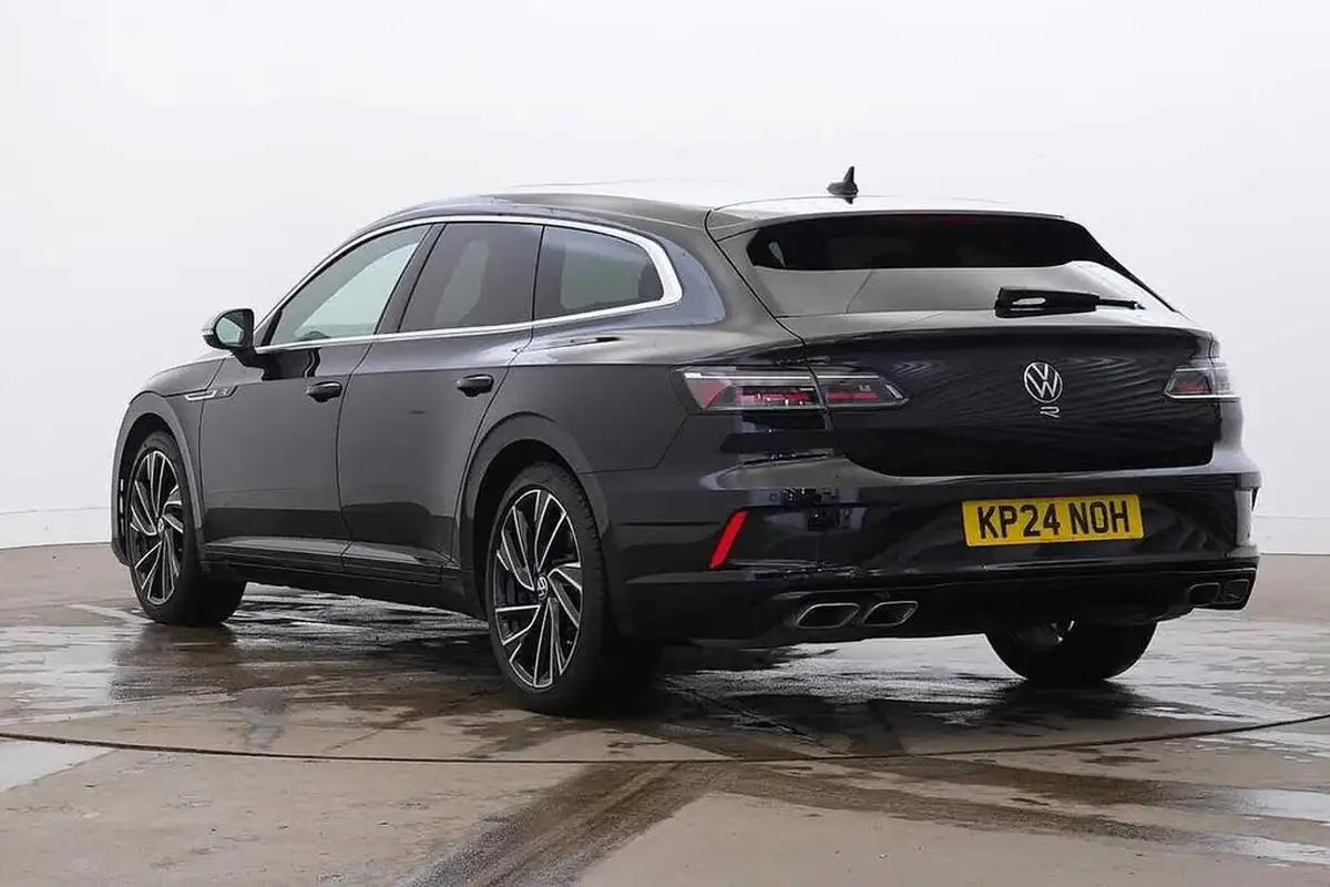 2024-volkswagen-arteon-20-tsi-r-shooting-brake-big-2