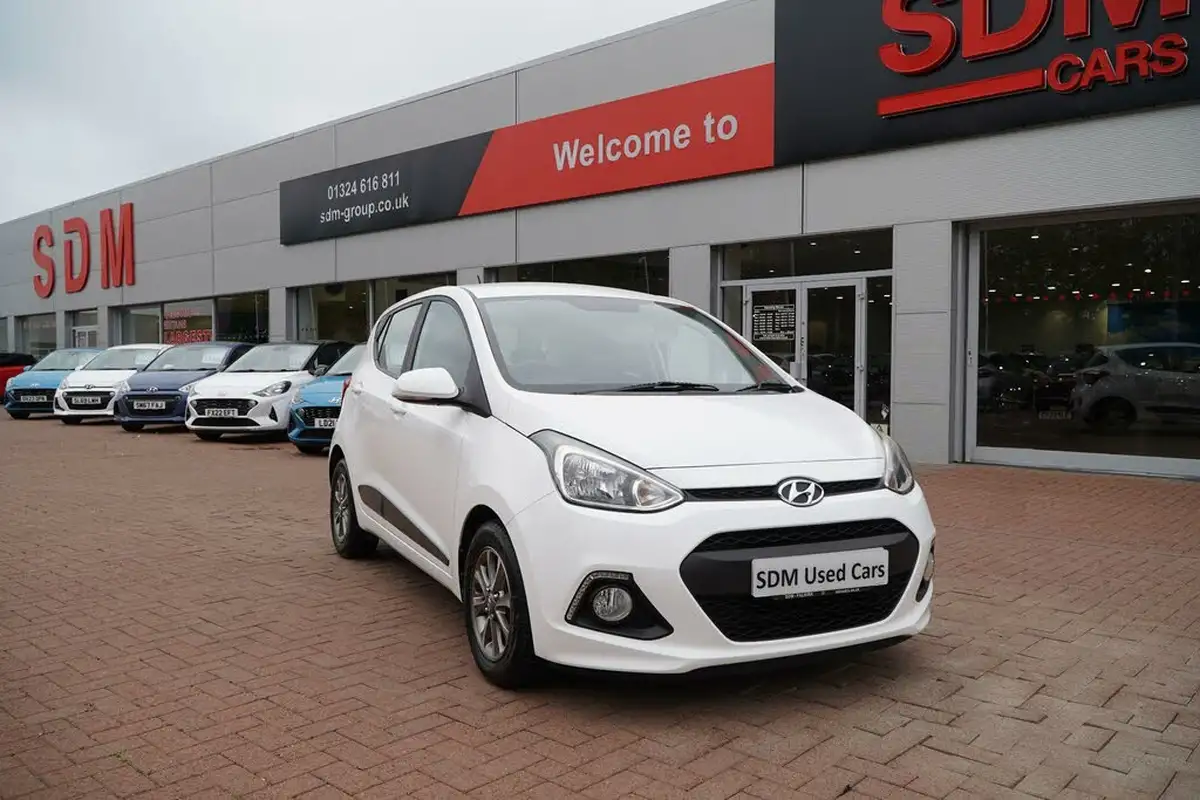 2014-hyundai-i10-10-premium-big-6
