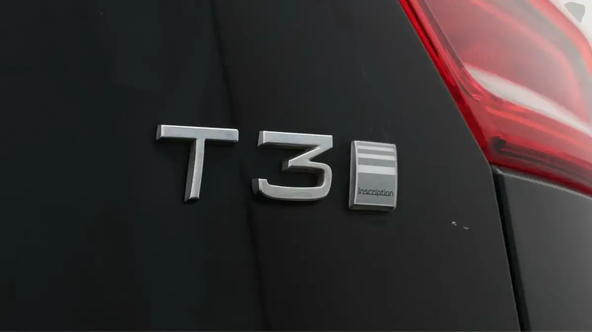 2020-volvo-xc40-15-t3-inscription-geartronic-big-22