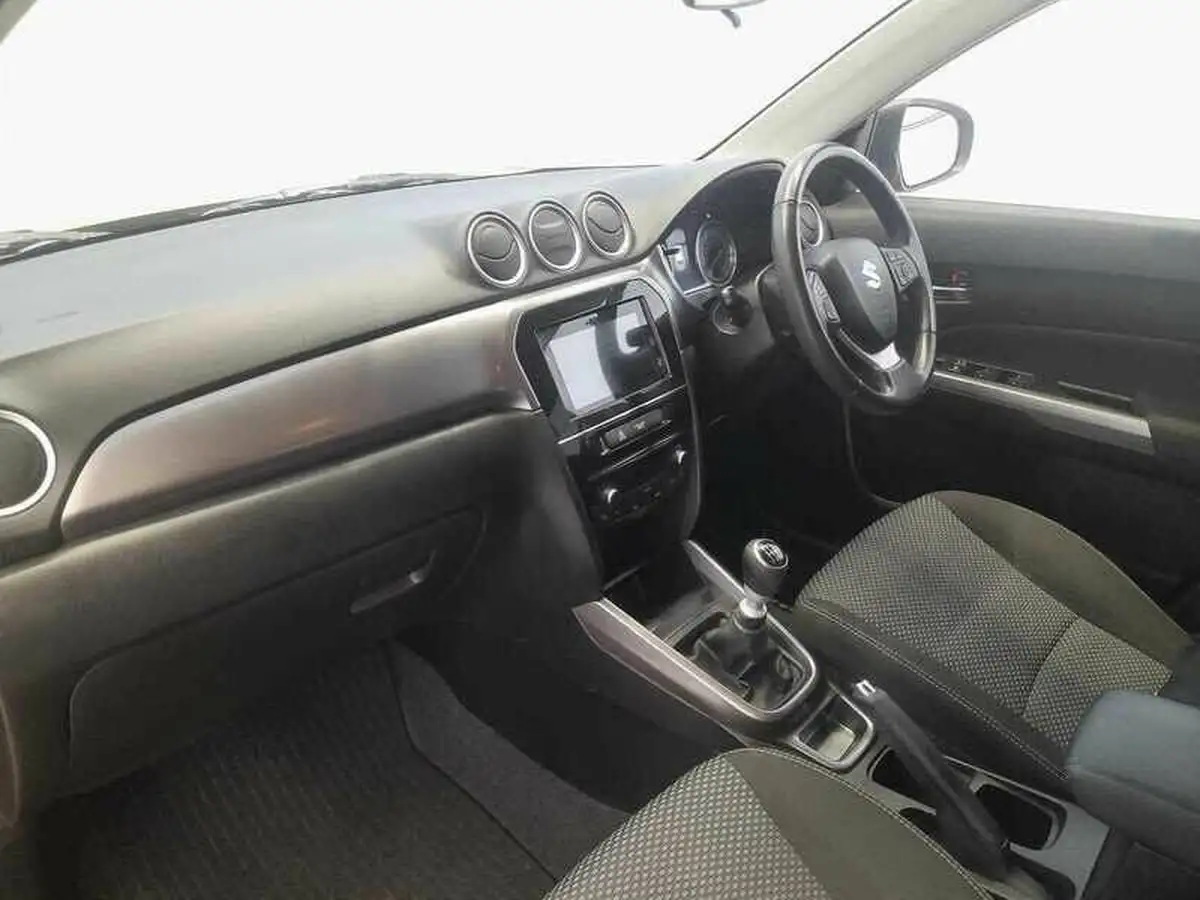 2021-suzuki-vitara-14-boosterjet-sz-t-big-12