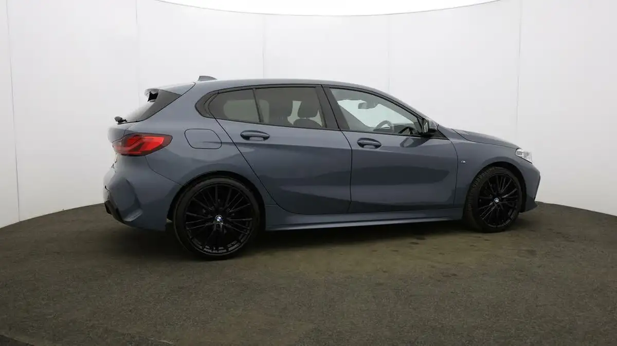 2020-bmw-1-series-big-53