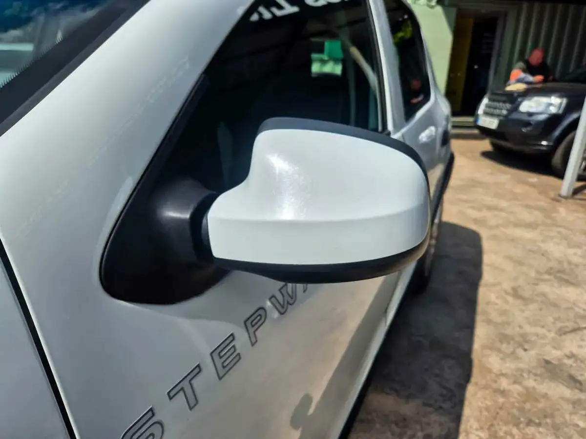 2015-dacia-sandero-stepway-15d-laureate-big-8