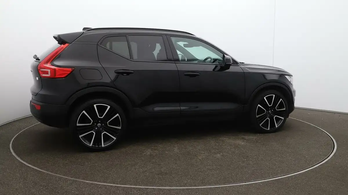 2021-volvo-xc40-15-t5-r-design-pro-262bhp-big-49