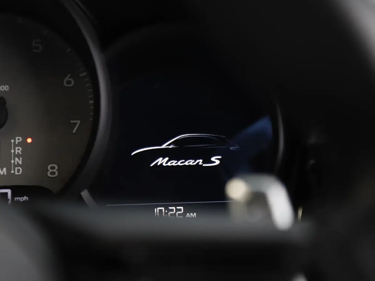 2022-porsche-macan-29-v6-s-big-39