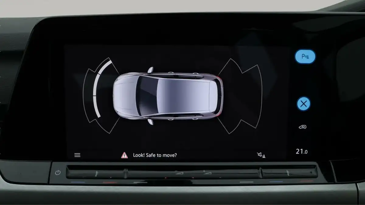 2022-volkswagen-golf-15-tsi-life-150ps-hatchback-big-26